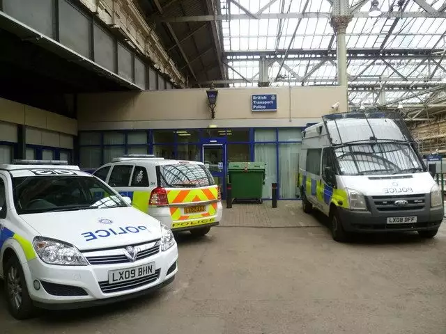 Zásah policie v nemocnici skončil smrtí pacienta. Tragédie v Milton Keynes šokovala britskou veřejnost